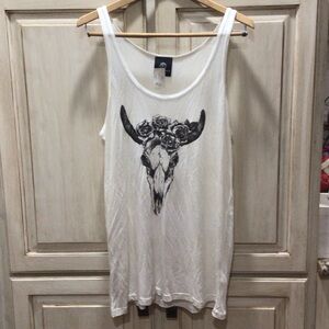 Scandalicious White Tank Top with Skull and Roses